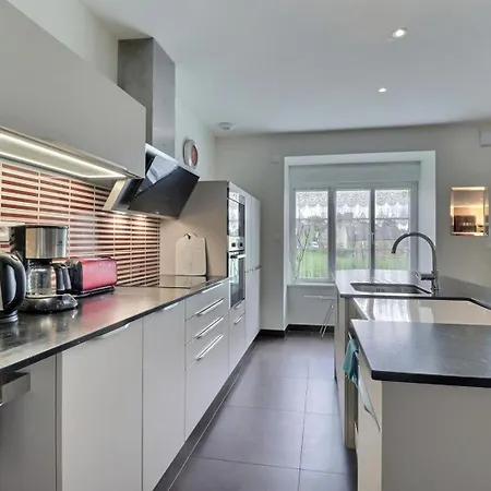 Holiday home Les Ormelles