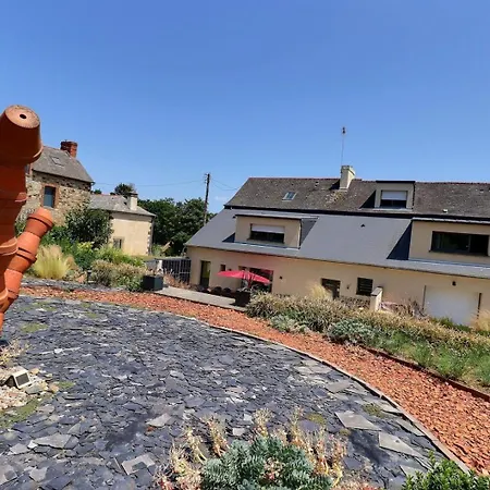 Les Ormelles Holiday home