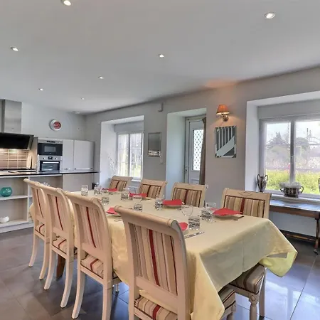 Holiday home Les Ormelles Montreuil-sur-Ille